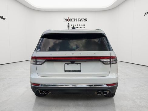 New 2026 Lincoln Aviator Reserve RWD image 4