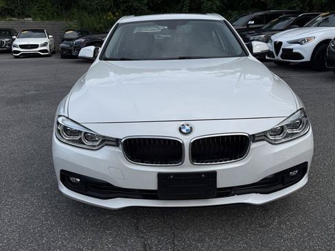 Used 2018 BMW 320i xDrive Sedan AWD/4WD image 23