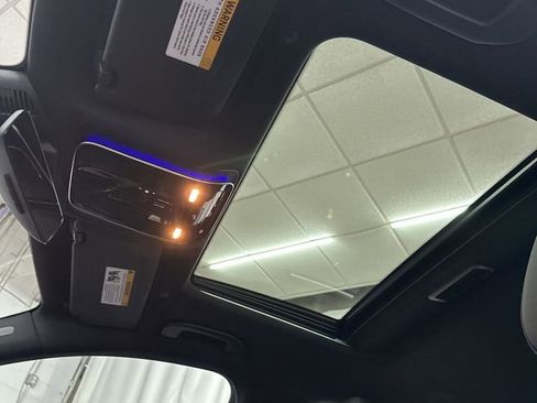 Used 2025 Mercedes-Benz C 300 Sedan image 18