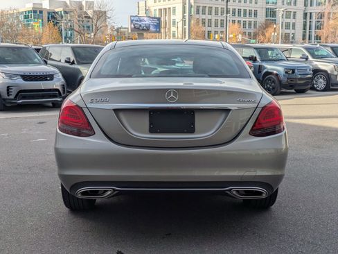 Used 2020 Mercedes-Benz C 300 4MATIC Sedan image 4