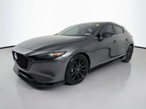 Used 2020 MAZDA MAZDA3 Hatchback w/ Premium Package FWD image 3