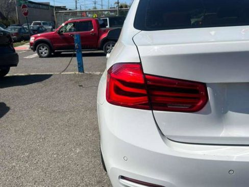 Used 2017 BMW 330i Sedan image 7