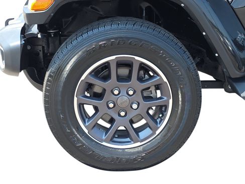 Used 2023 Jeep Gladiator Overland AWD/4WD image 28