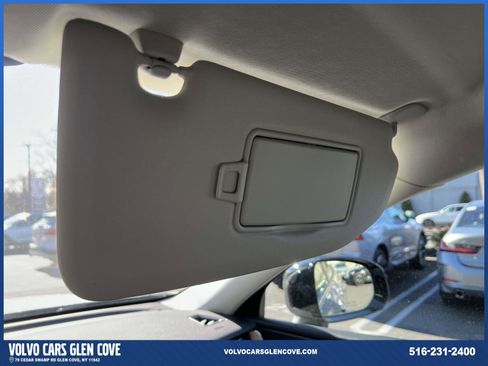 Used 2026 Volvo XC60 B5 Core w/ Climate Package image 33