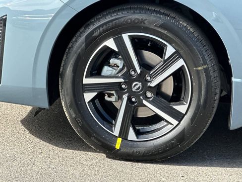 New 2025 Nissan Sentra SV image 27