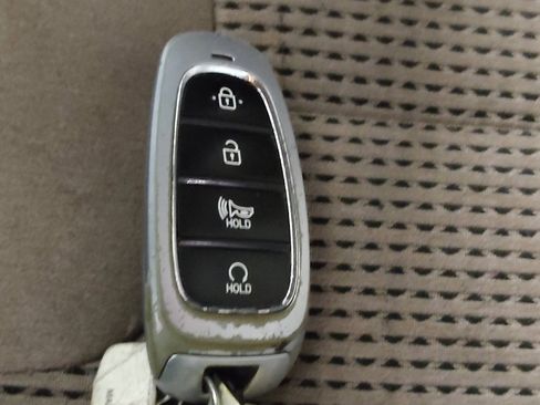 Used 2021 Hyundai Santa Fe SEL FWD image 32