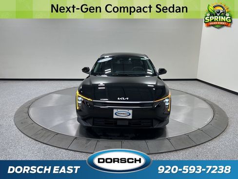 New 2026 Kia K4 LXS image 2