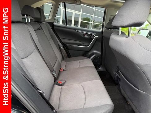 Used 2023 Toyota RAV4 XLE w/ Convenience Package AWD/4WD image 12