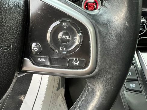 Used 2020 Honda CR-V Touring image 14