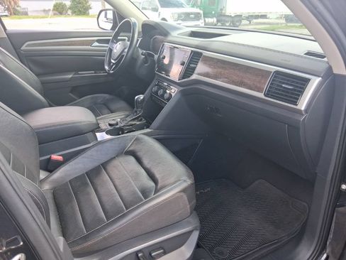 Used 2019 Volkswagen Atlas SEL Premium AWD/4WD image 17