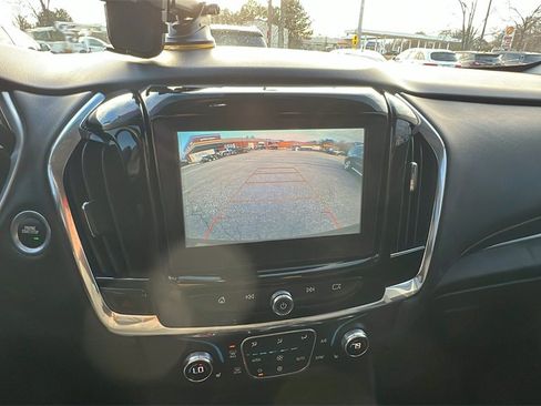 Used 2019 Chevrolet Traverse LT image 33