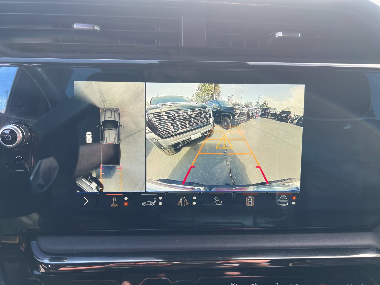 Used 2025 GMC Sierra 2500 AT4X AWD/4WD image 20