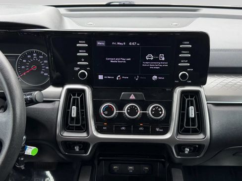 Used 2021 Kia Sorento LX FWD image 21