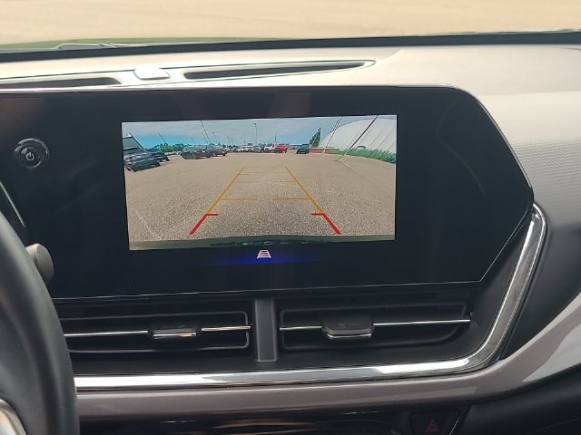 Used 2025 Chevrolet Trax ACTIV w/ Sunroof Package FWD image 20