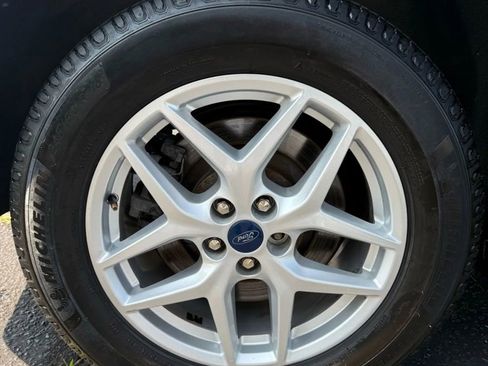 Used 2022 Ford Edge SEL AWD/4WD image 42