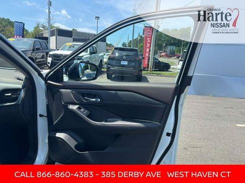 Certified 2023 Nissan Rogue SV w/ SV Premium B Package AWD/4WD image 26