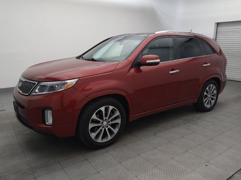 Used 2014 Kia Sorento SX w/ 3rd Row Package image 2