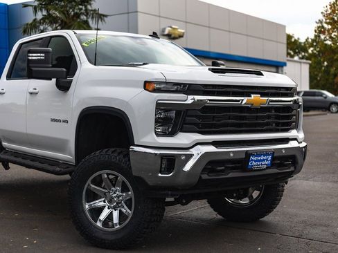 New 2025 Chevrolet Silverado 3500 LT w/ All Star Edition image 3