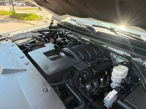 Used 2017 Chevrolet Silverado 1500 LT w/ All Star Edition AWD/4WD image 11