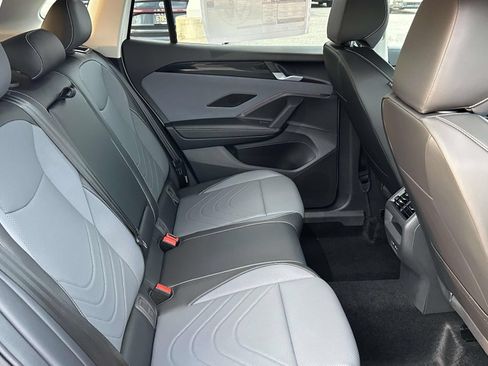 New 2026 Volkswagen Tiguan SE AWD/4WD image 15