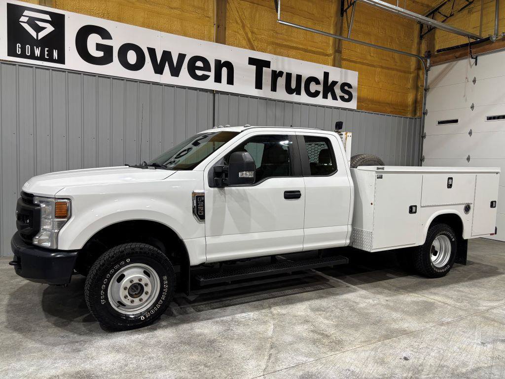 Used 2020 Ford F350 XL w/ Power Equipment Group AWD/4WD image 4