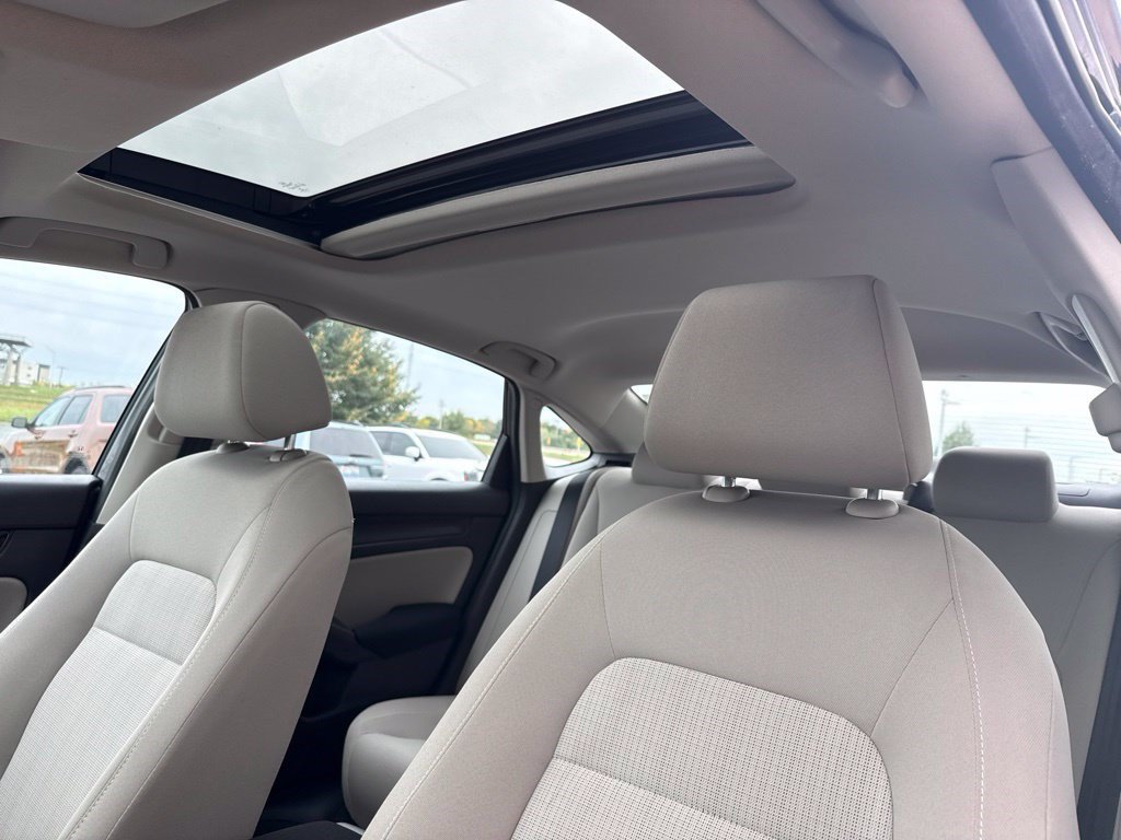 Used 2022 Honda Civic EX image 7