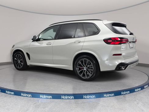 New 2026 BMW X5 xDrive50e w/ M Sport Package AWD/4WD image 7
