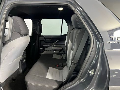 Used 2025 Toyota 4Runner TRD Off-Road image 23
