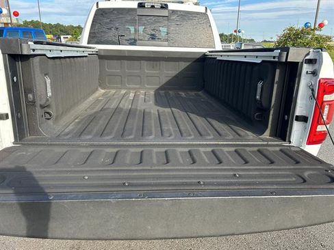 Used 2022 RAM 2500 Laramie w/ Safety Group B image 9