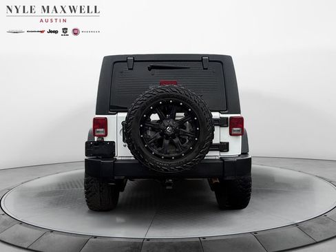 Used 2014 Jeep Wrangler Unlimited Sport w/ Connectivity Group AWD/4WD image 15