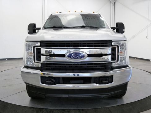 Used 2017 Ford F350 XL w/ STX Appearance Package AWD/4WD image 2