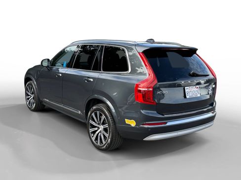 Used 2022 Volvo XC90 T8 Inscription w/ Advanced Package AWD/4WD image 3