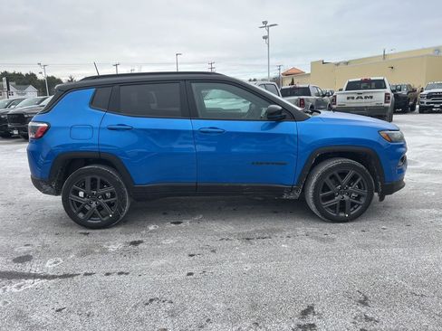 New 2026 Jeep Compass Limited image 8