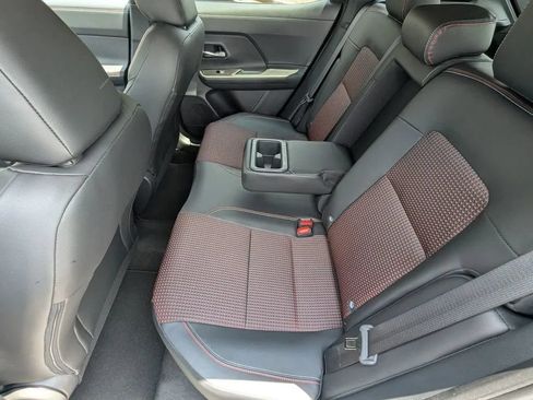 Certified 2026 Nissan Kicks SR FWD image 12