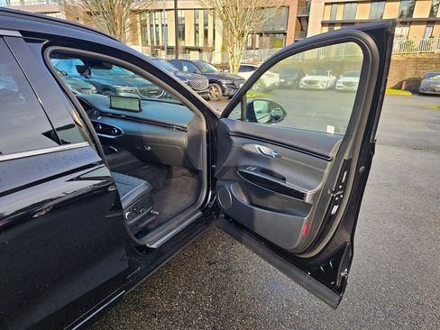 Certified 2025 Genesis GV70 3.5T Sport w/ Sport Prestige Package image 28