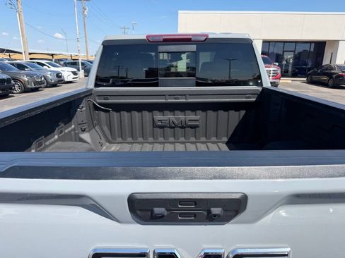 Used 2024 GMC Sierra 1500 Elevation w/ Elevation Premium Package AWD/4WD image 17