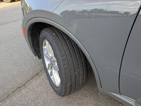 Used 2023 Dodge Durango GT AWD/4WD image 43