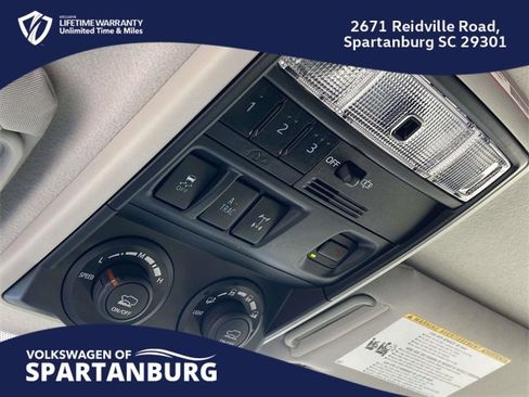 Used 2024 Toyota 4Runner TRD Off-Road Premium image 29