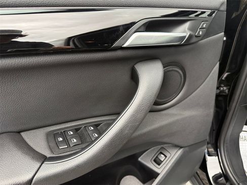 Used 2022 BMW X1 sDrive28i image 19