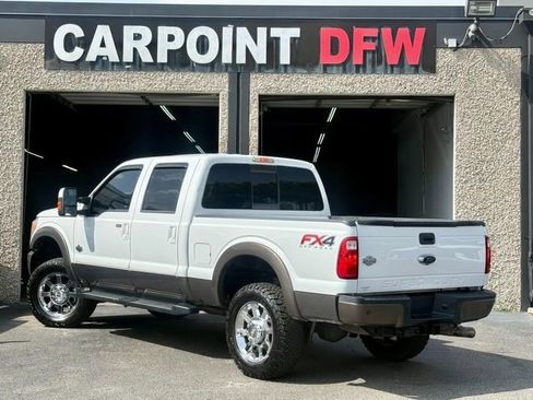 Used 2016 Ford F250 King Ranch w/ FX4 Off-Road Package AWD/4WD image 9