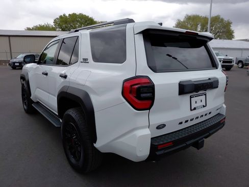 New 2025 Toyota 4Runner TRD Off-Road Premium AWD/4WD image 5