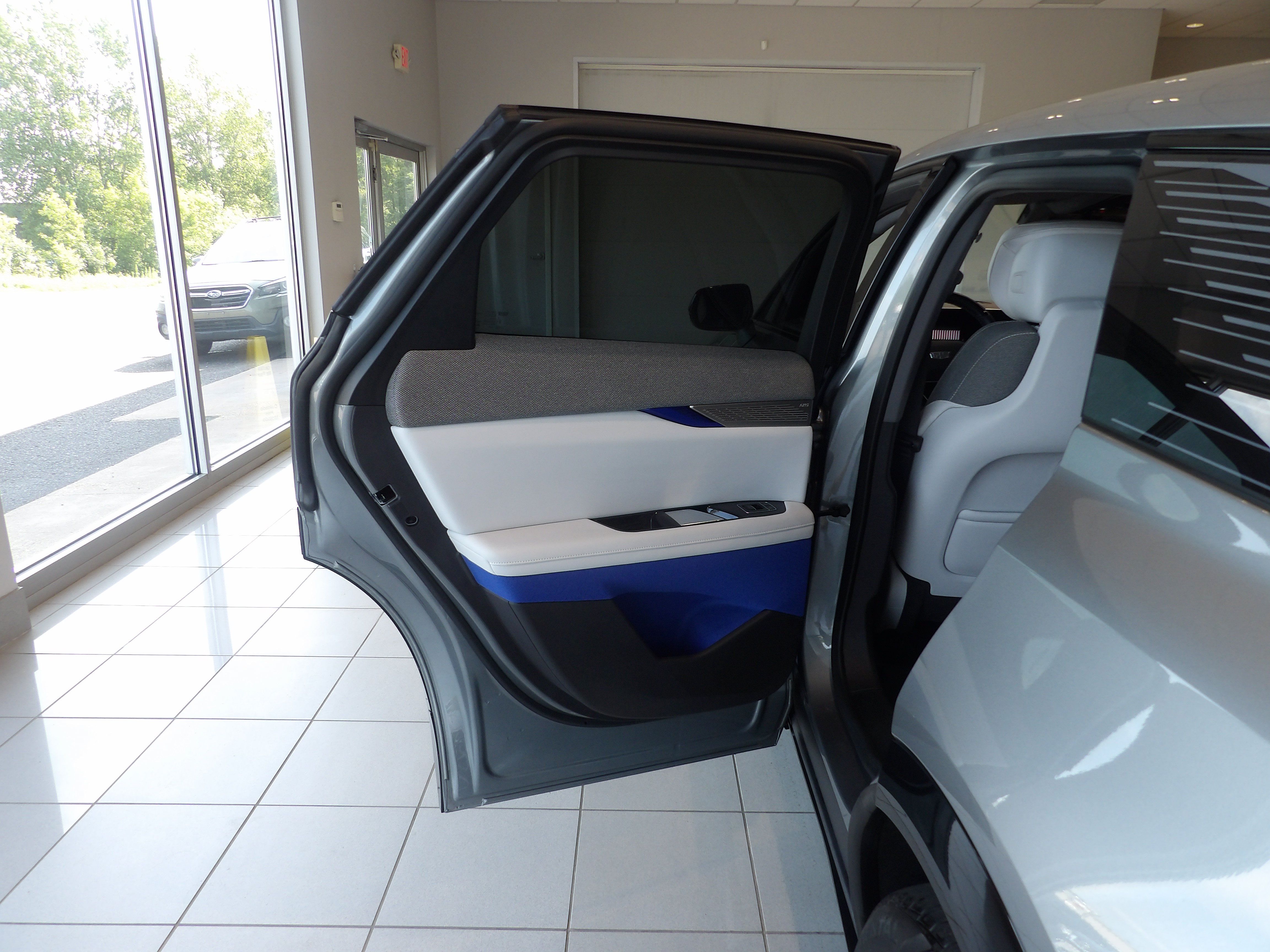 Used 2025 Cadillac Optiq Sport 1 AWD/4WD image 16