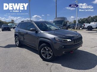 Used 2019 Jeep Cherokee Trailhawk w/ Cold Weather Group image 1