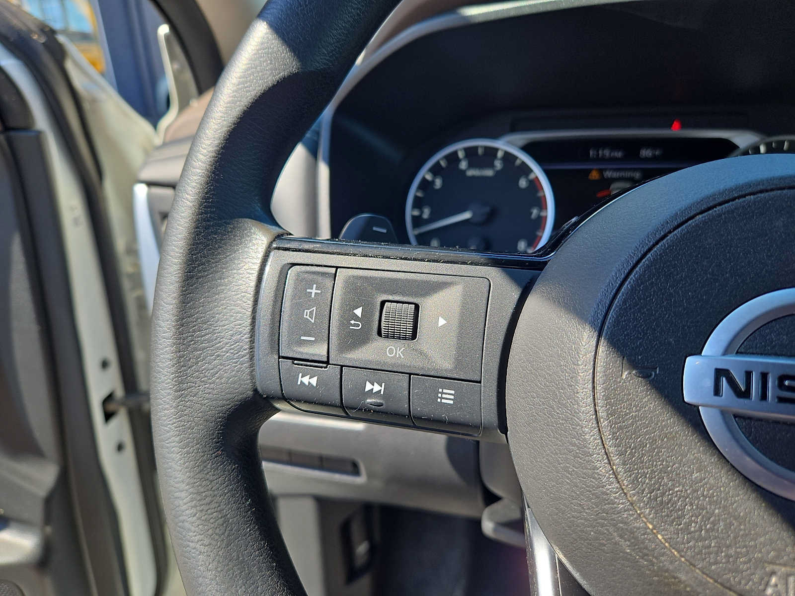 Used 2021 Nissan Rogue S AWD/4WD image 20
