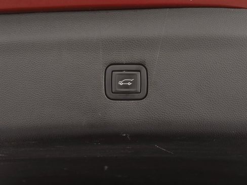 Used 2023 Buick Enclave Essence w/ Trailering Package, 5000 lbs. image 18