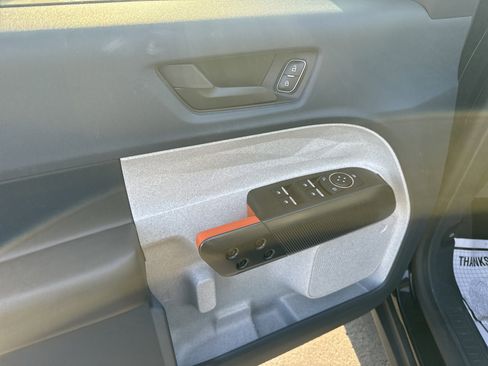 Used 2024 Ford Maverick XLT image 14