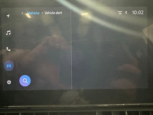 Used 2025 Toyota RAV4 XLE w/ Convenience Package image 31