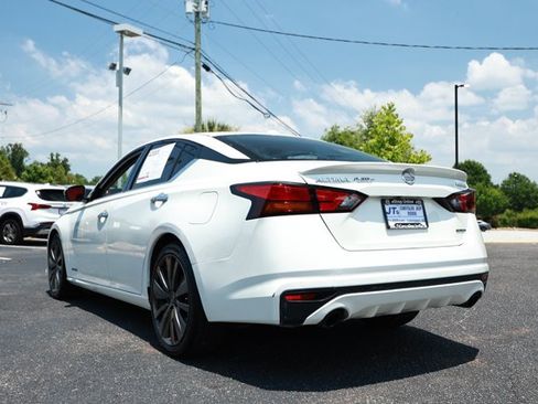 Used 2019 Nissan Altima 2.0 Edition One FWD image 8