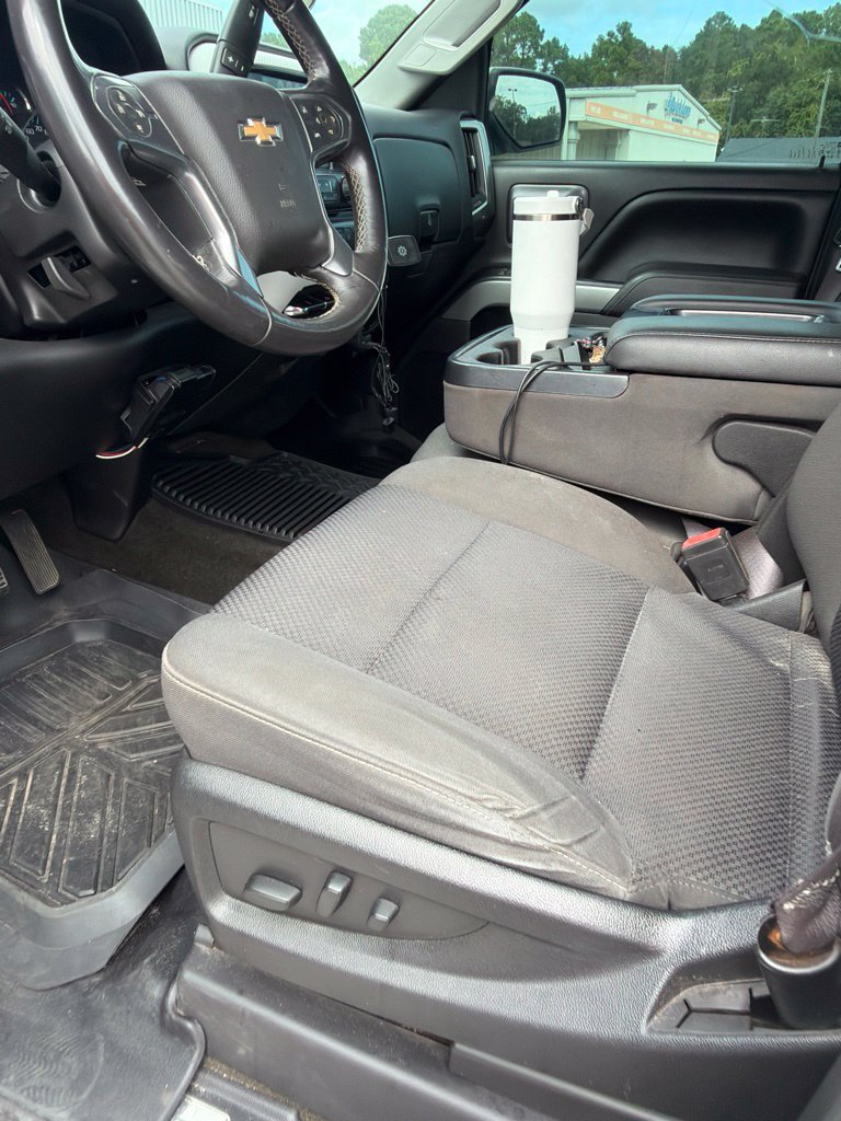 Used 2017 Chevrolet Silverado 1500 LT w/ All Star Edition AWD/4WD image 4