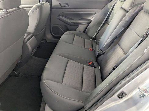 Used 2024 Nissan Altima 2.5 SV image 26